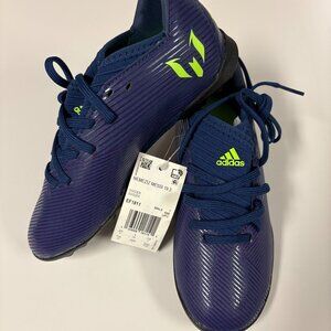 NEW Boys Adidas Soccer Turf Shoes, size 1.5